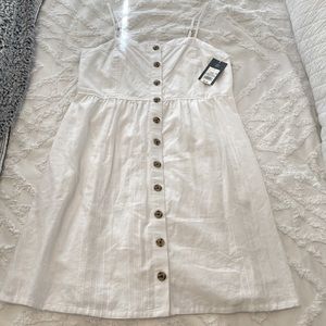 Universal Thread White Dress with pockets